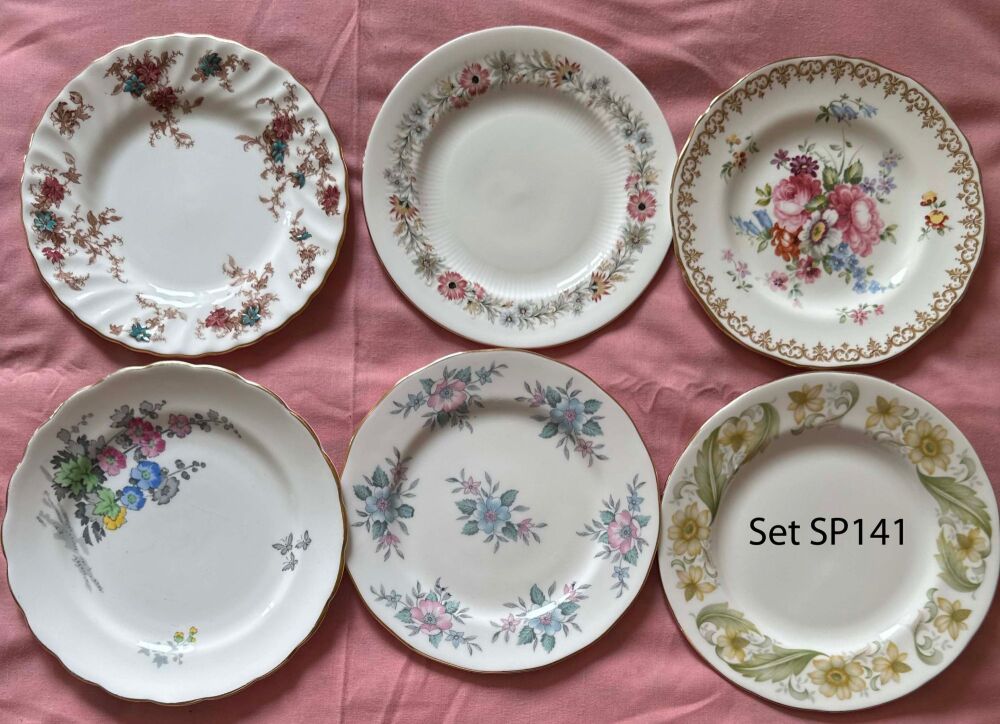 Mismatched Set of 6 Vintage Tea Plates (Ref SP141)*