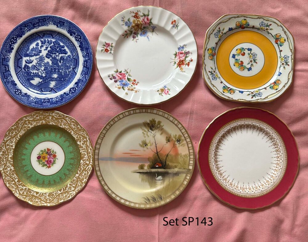 Mismatched Set of 6 Vintage Tea Plates (Ref SP143)*