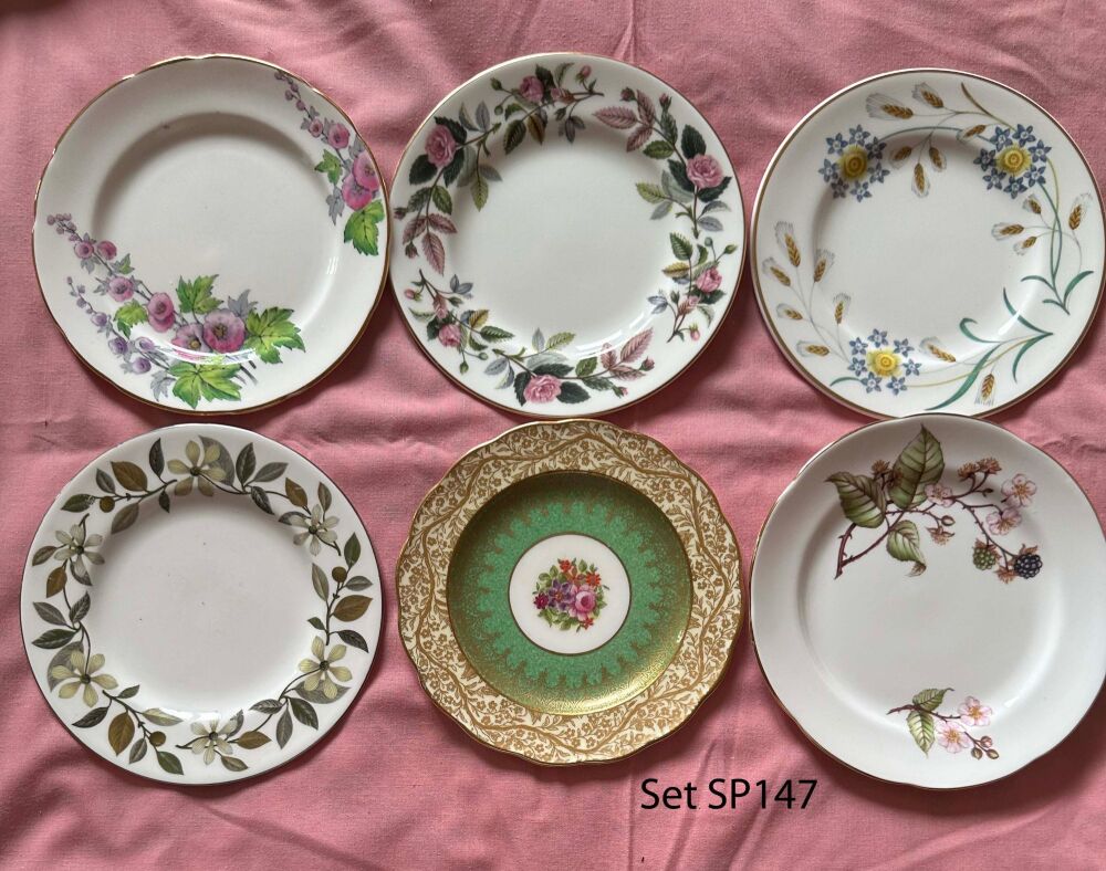 Mismatched Set of 6 Vintage Tea Plates (Ref SP147)*