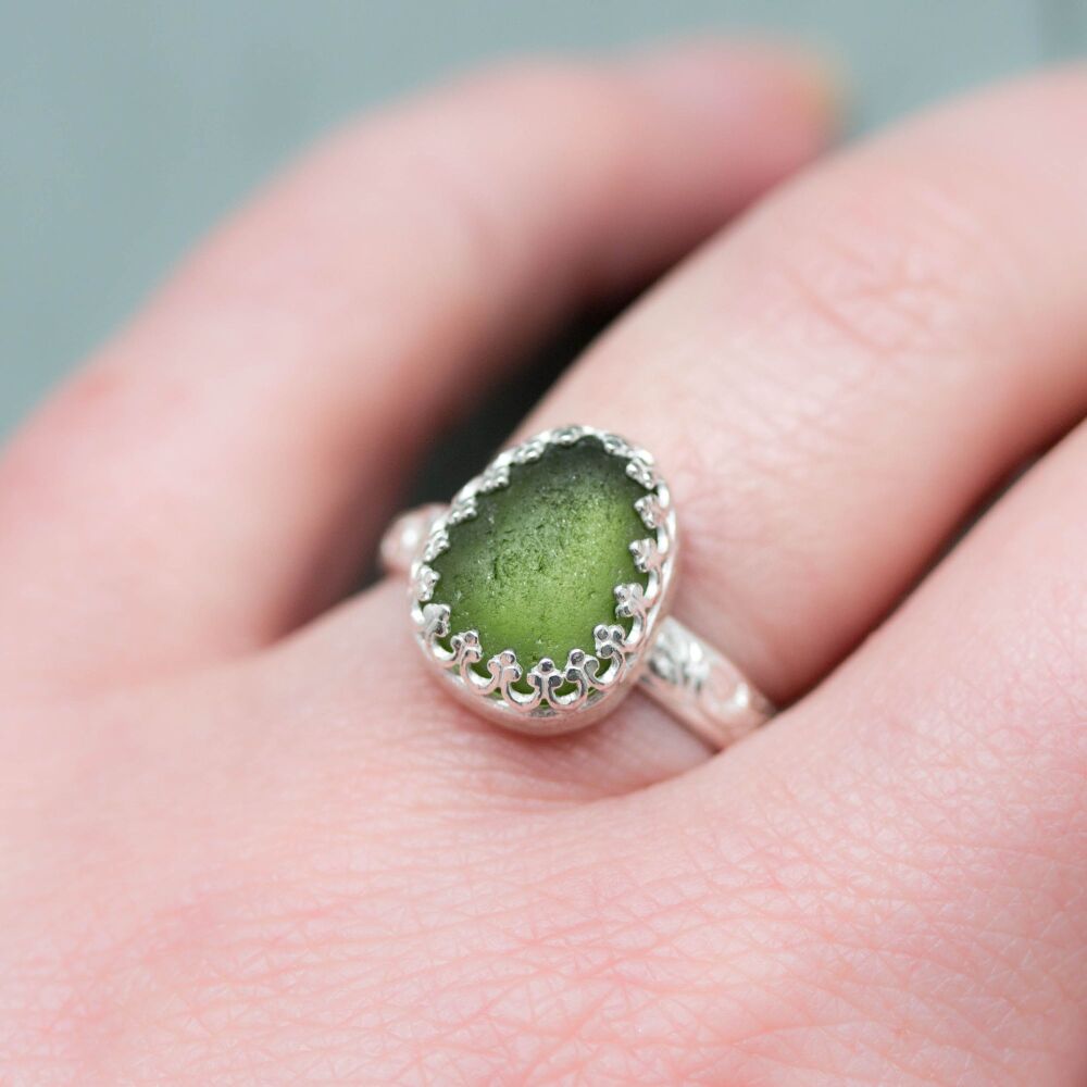 Green Sea Glass Decorative Silver Ring
