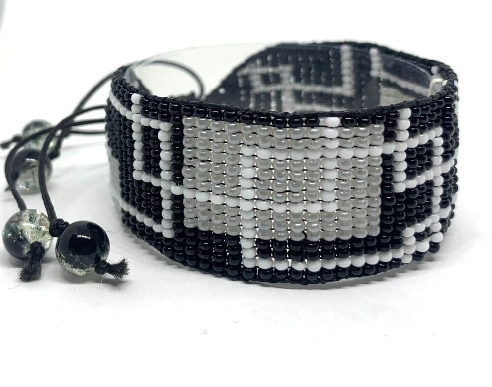 Black and white geometry