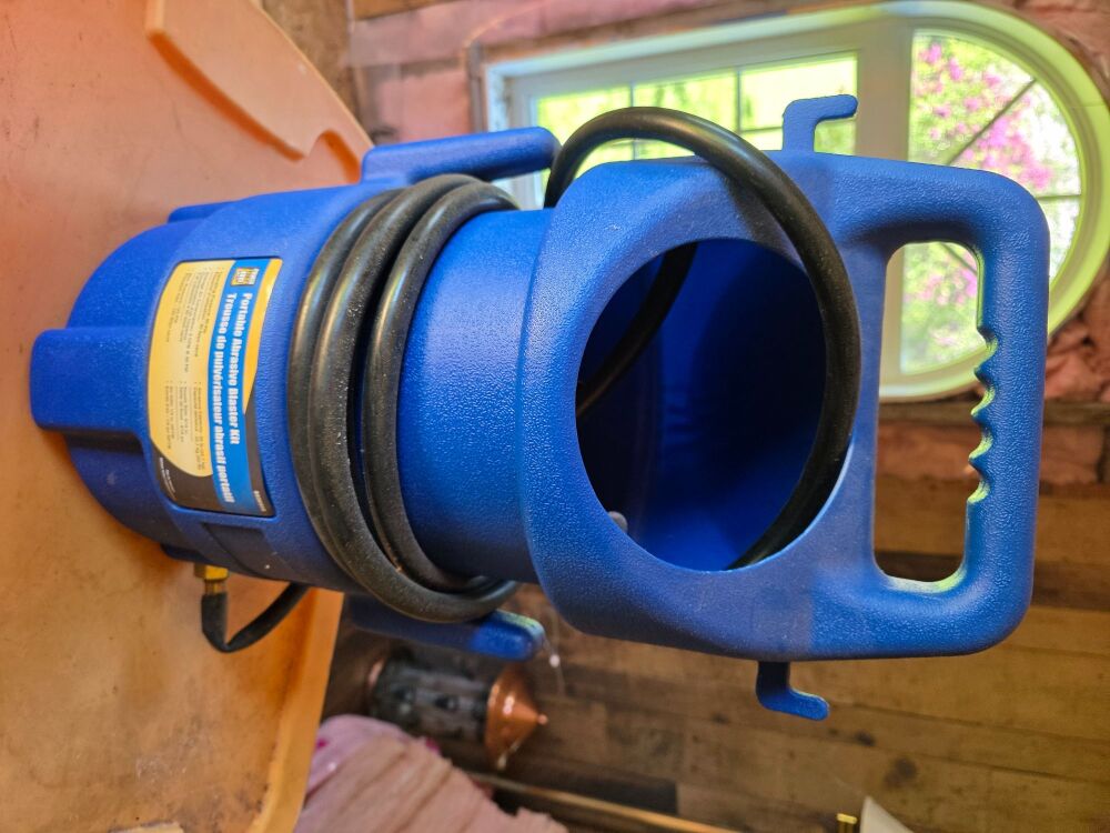 Portable Sandblaster-Used once