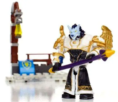 Gendrik - Alliance Worgen Priest  - Mega Construx