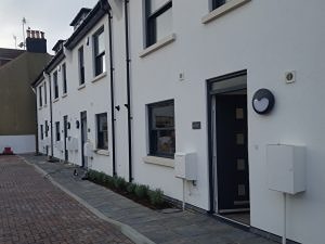 lyndhurst-road-1.jpg