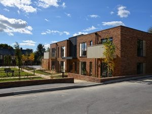elizabeth-court-1.jpg
