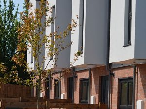 avon-court-3.jpg