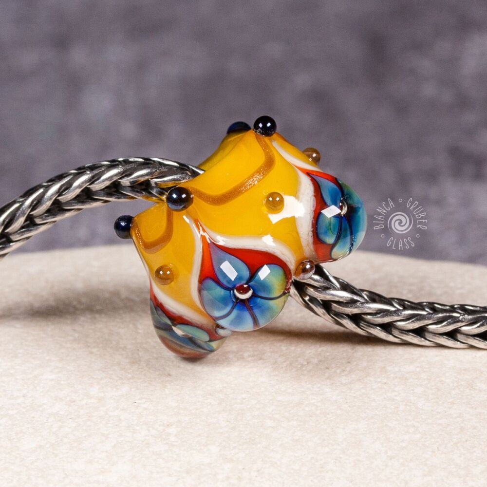 Big hole bead - yellow