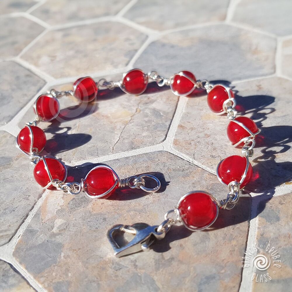 Sterling silver and glass beaded bracelet - red
