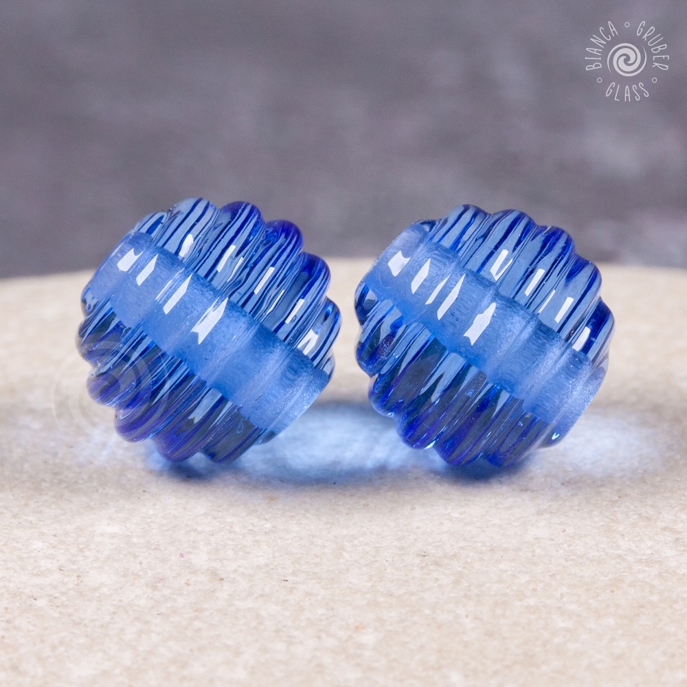 10mm glass ribbed round pairs - blue