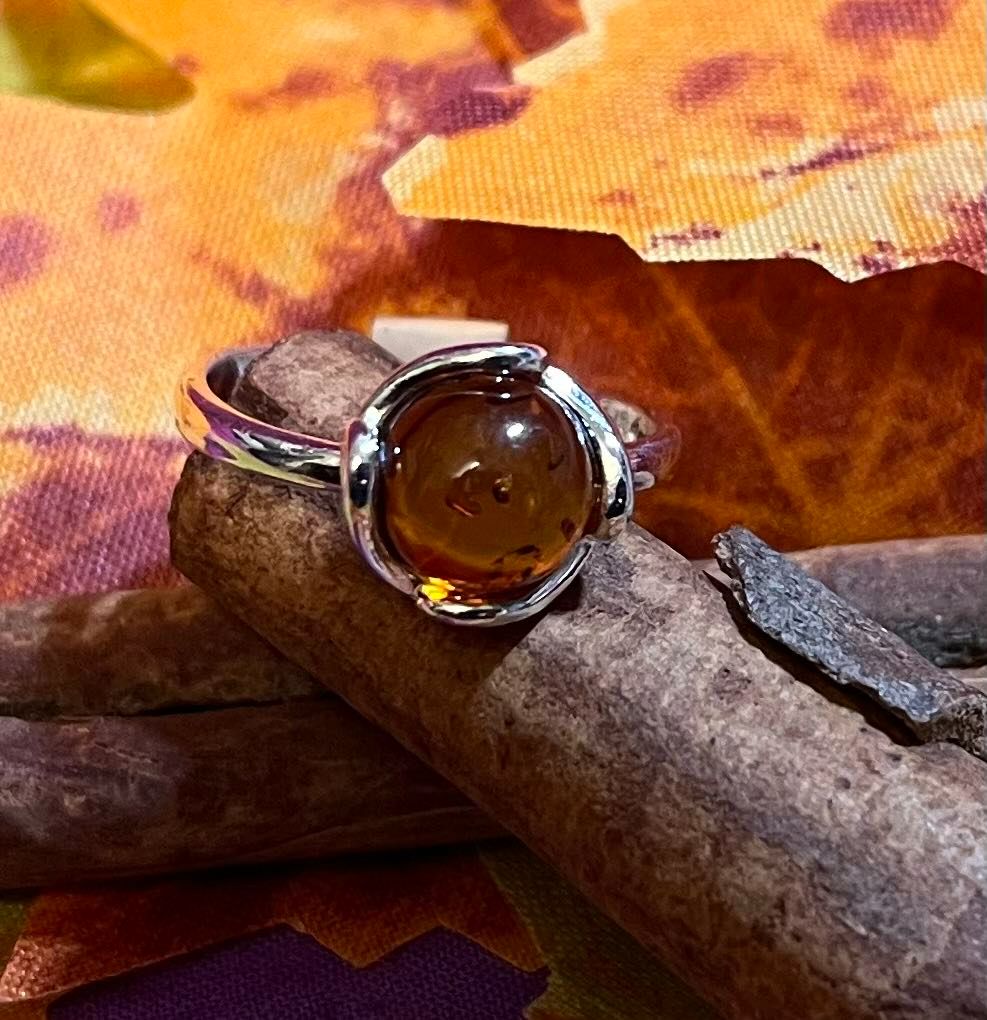 925 Sterling Silver and Amber Ring