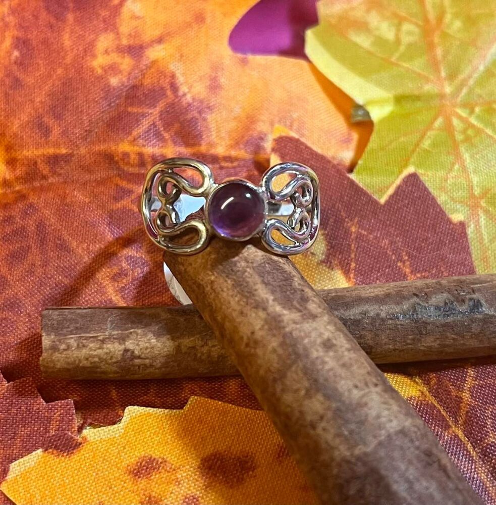 925 Sterling Silver and Amethyst Ring