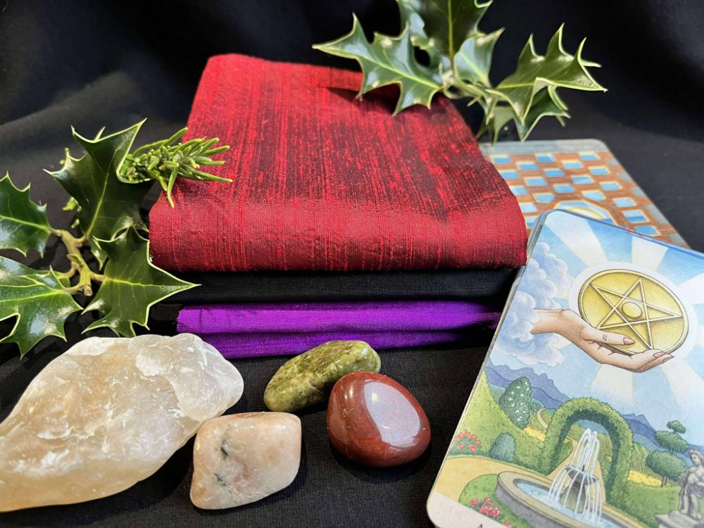 Reading Cloths and Bags