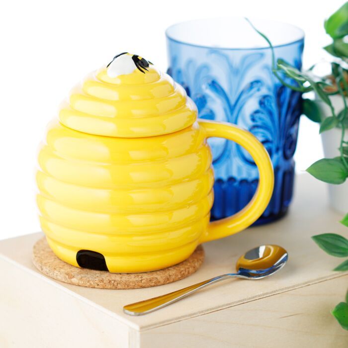 Beehive Mug