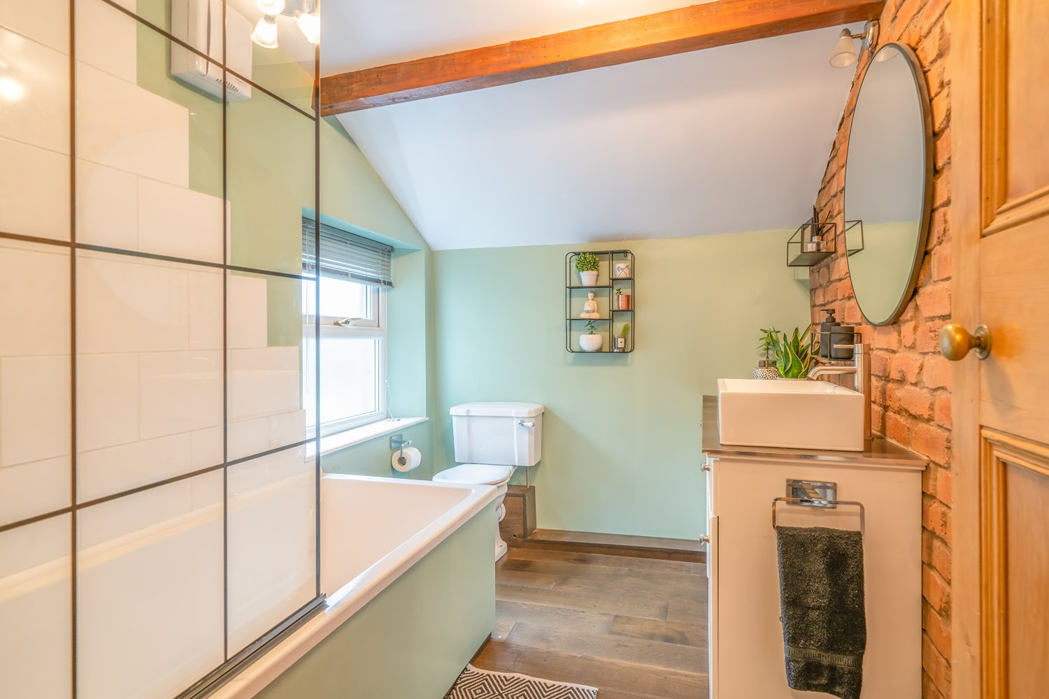 bathroom2
