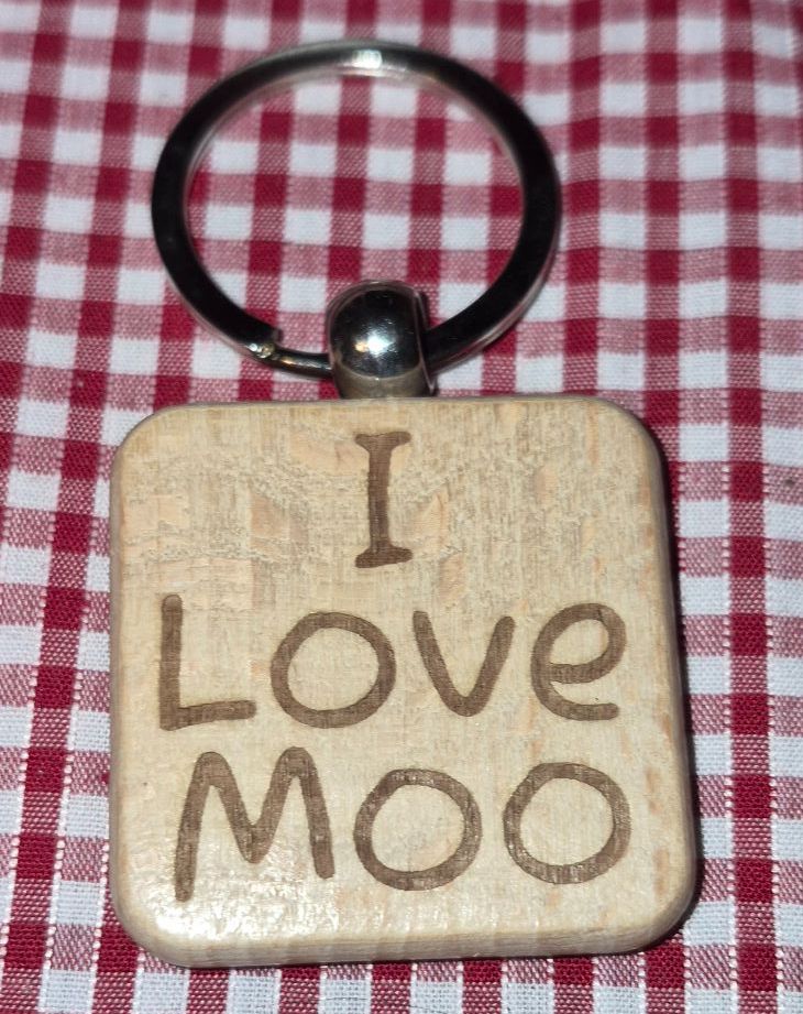 I Love Moo Highland Cow Wooden Engraved Keyring Square