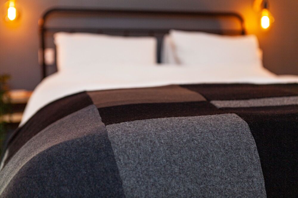 Recycled Cashmere Blanket