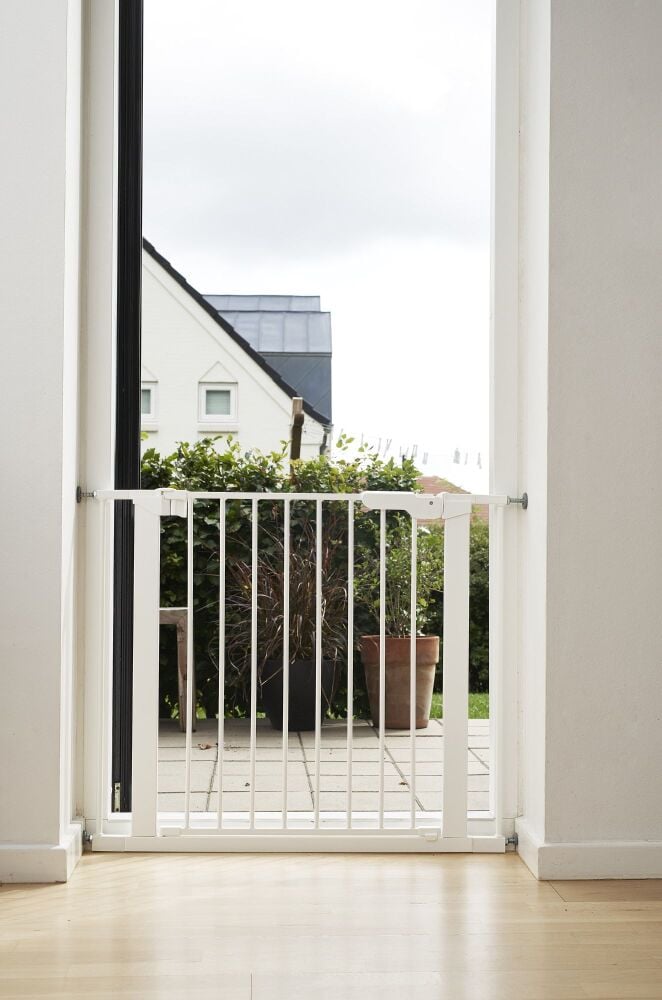Safety Gate True Pressure Fit Asta White 73.5&acirc;&macr;&acirc;&acirc;&macr;79.6&acirc;&macr;cm - Baby Dan