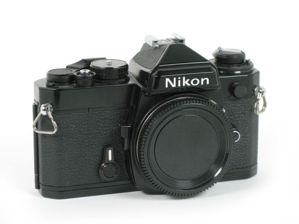 Nikon FE