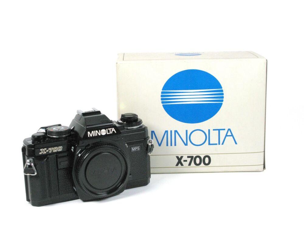 Minolta X700