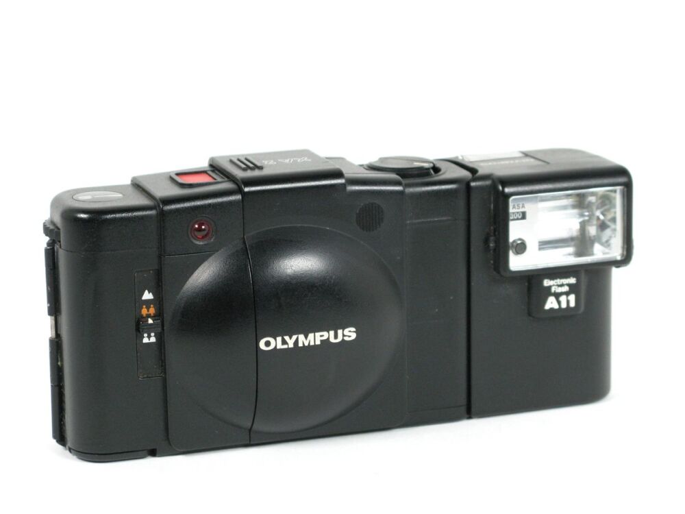 Olympus XA2