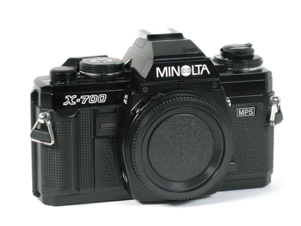 Minolta X700