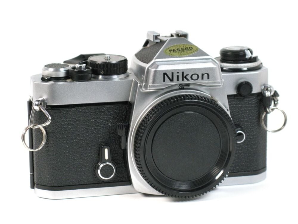 Nikon FE