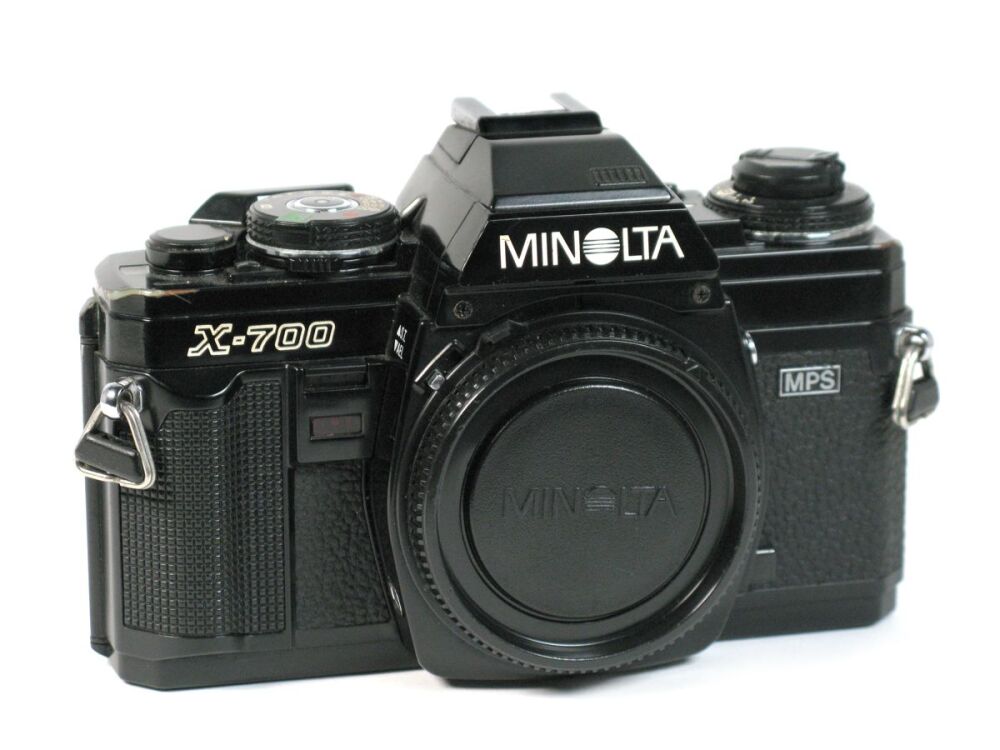 Minolta X700