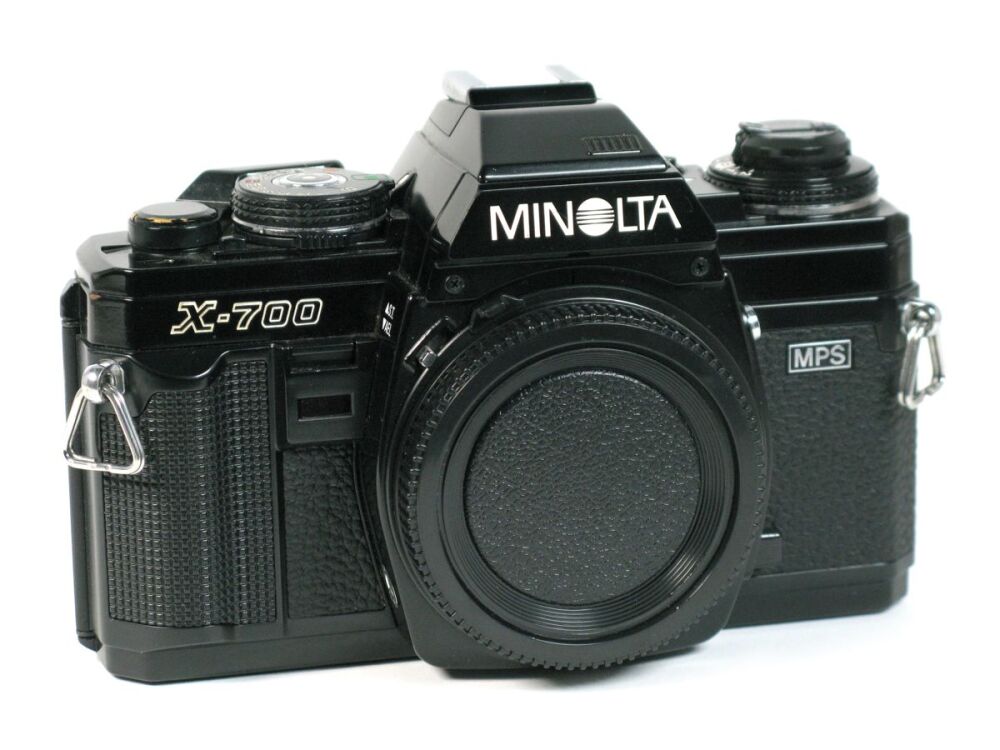 Minolta X700