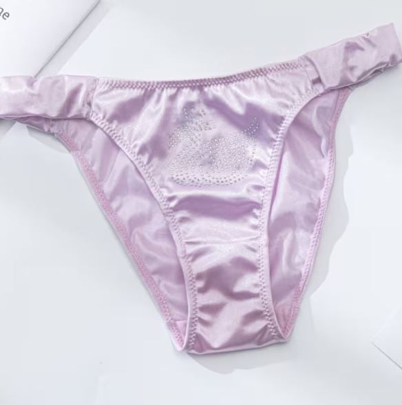Silky feel lilac satin panties tanga full bum coverage size UK 12-14 / (L)
