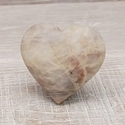 MOONSTONE PUFF HEART