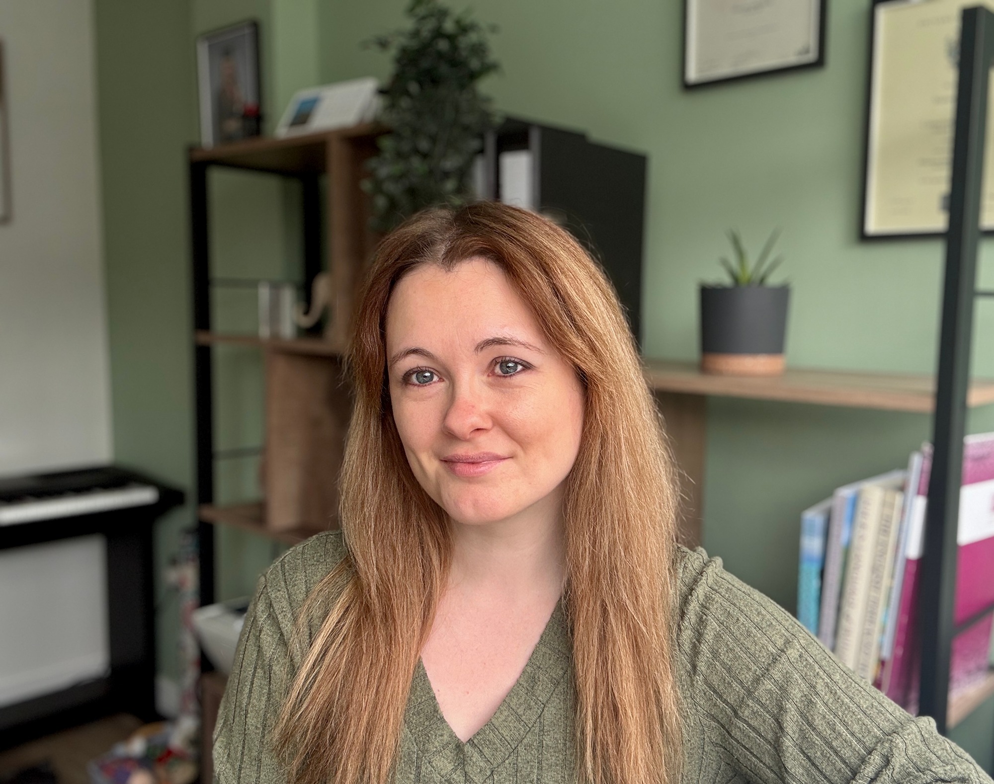 Rhiannon Lightfood's LinkedIn profile