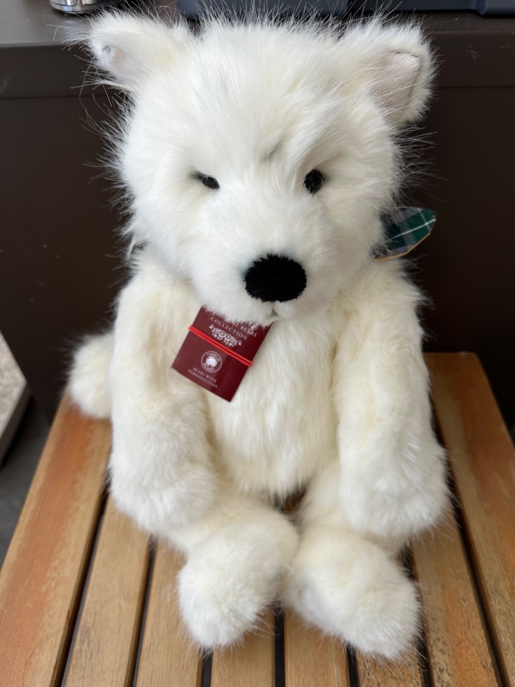 Charlie Bears Tundra