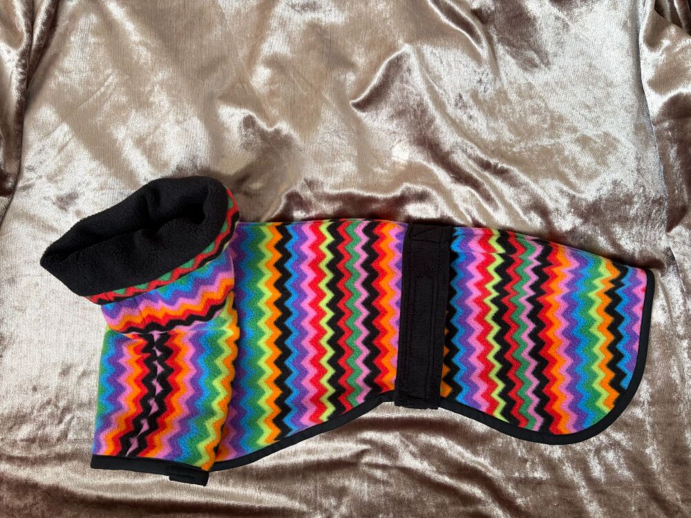 22 Inch Zig Zag Fleece with Long Snood Neck