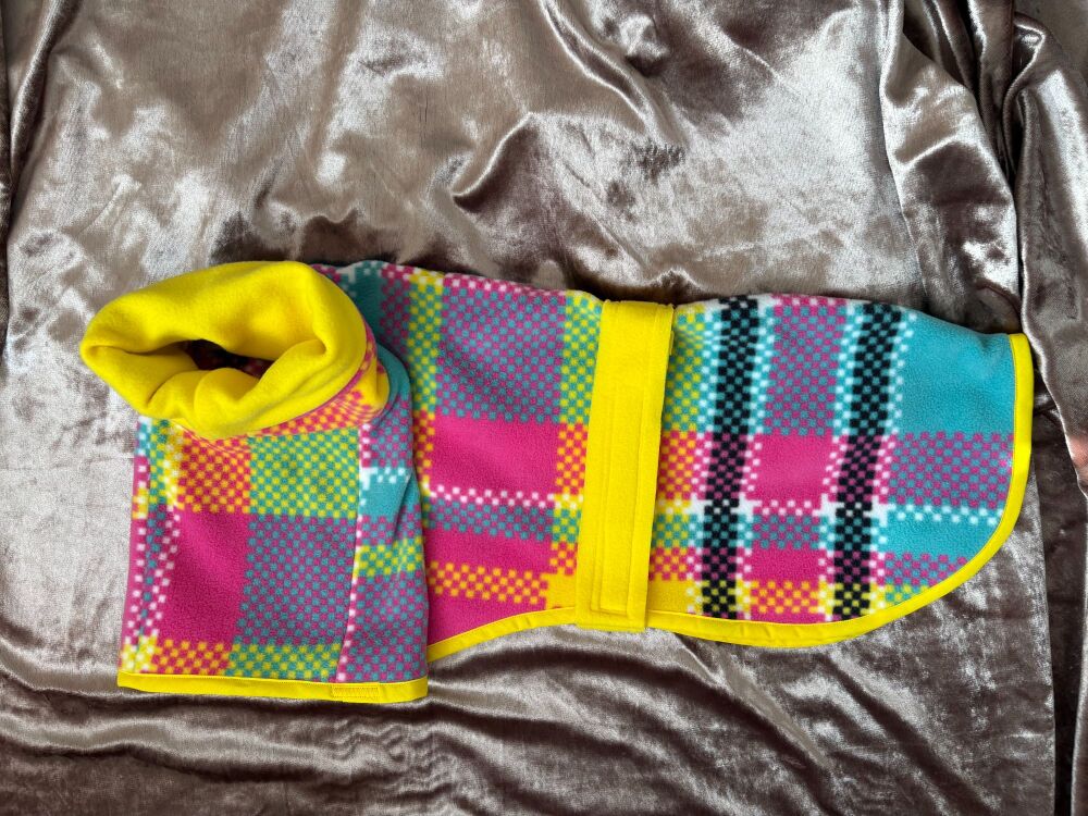 25 Inch Pink and Yellow Check Fleece with Long Snood and Harness Hole