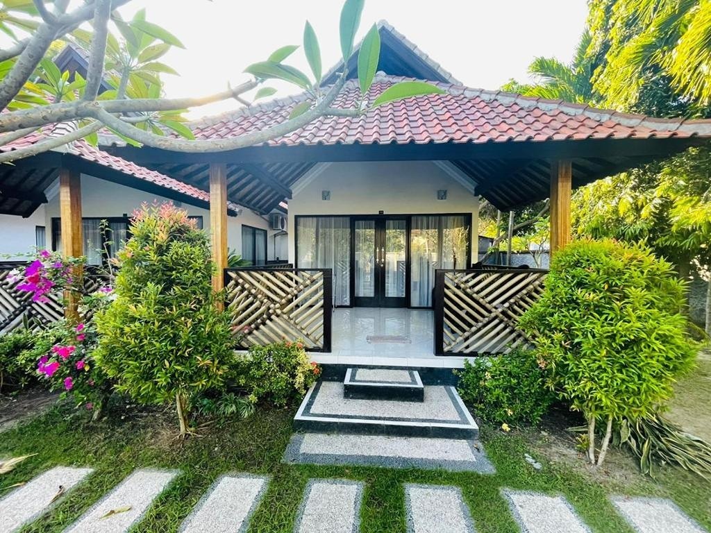 Villas at Palms Oasis in Bali Resort