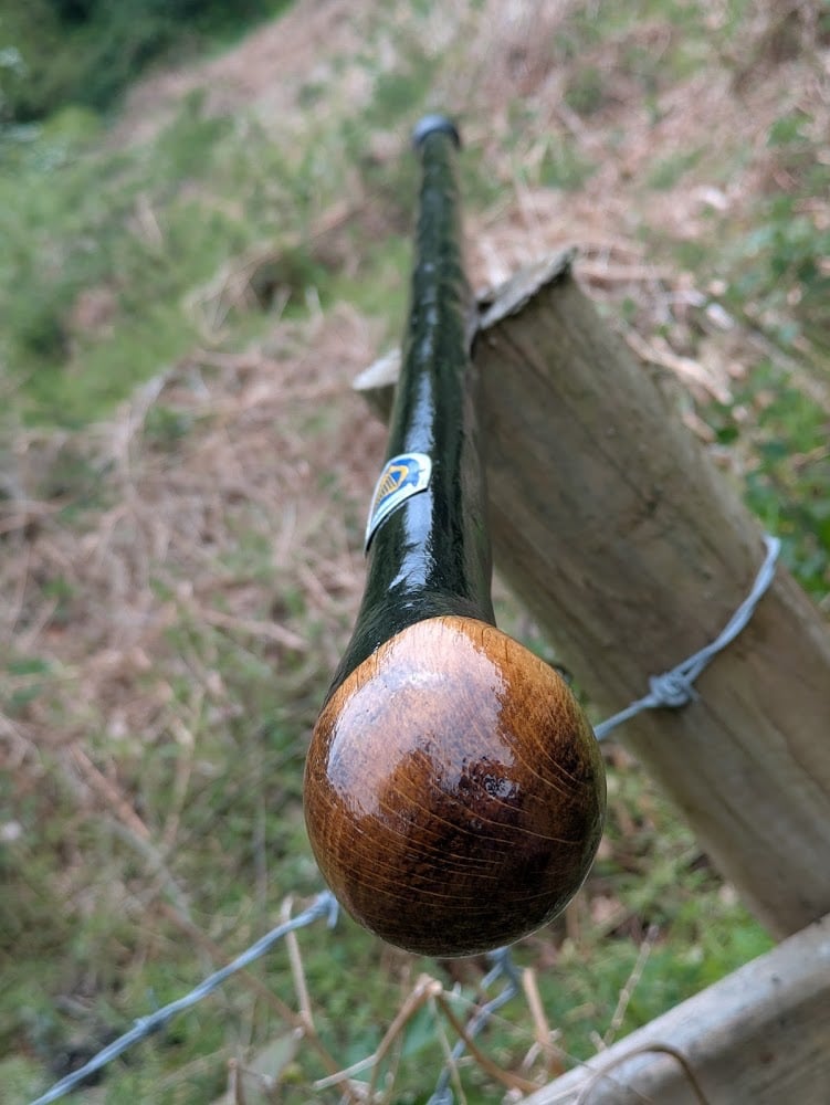 irish-oak-walking-stick irish-oak-walking-stick