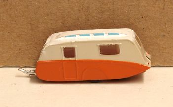 Oxford Diecast NCV001  Caravan Cream and Orange