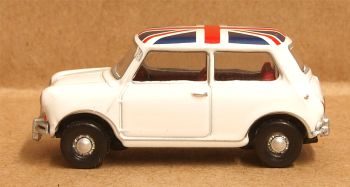 Oxford Diecast 76MN011  Austin Mini Cooper White Union Flag