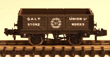 Graham Farish 377-059   5 Plank Wagon 'Salt Union'