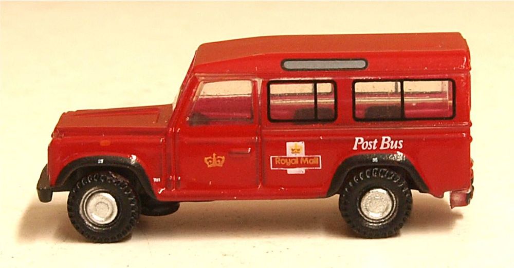 Oxford Diecast N Scale Land Rover Defender # NDEF002 