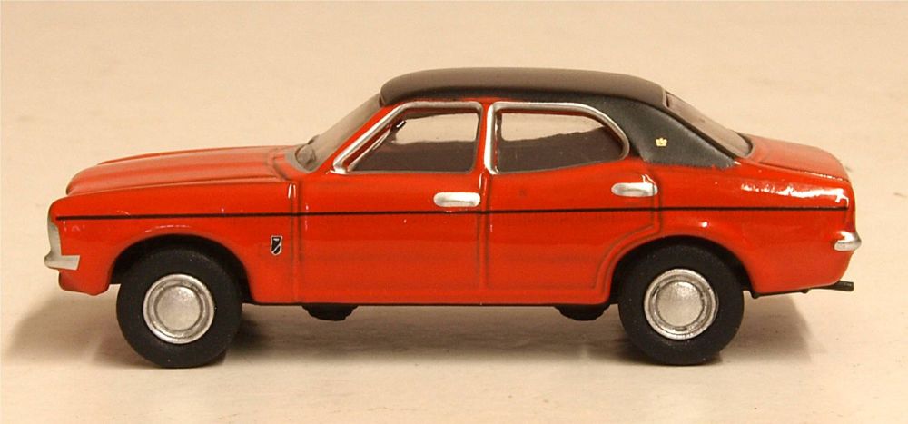  Oxford Diecast 76COR3009  Ford Cortina MKIII Sunset