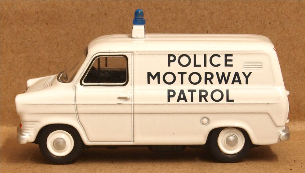  Oxford Diecast 76FT1007  Mk1 Police Motorway Patrol Gwent