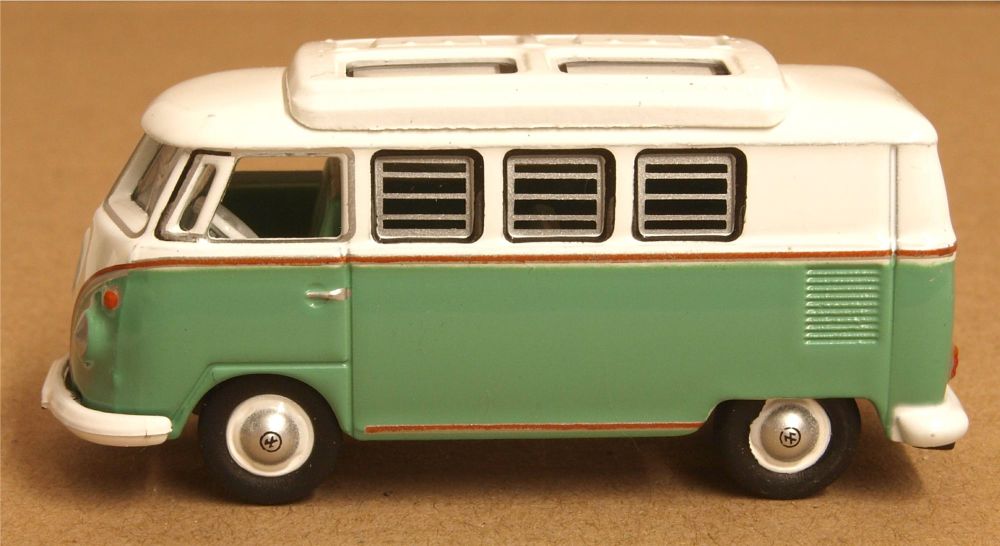  Oxford Diecast 76VWS002  VW T1 Camper Turquoise and White