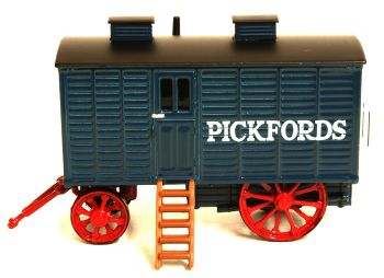 Oxford Diecast 76LW002  Living Wagon 'Pickfords'