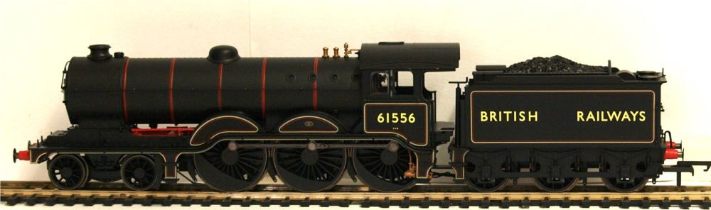 Hornby R3545  BR  Class B12 4-6-0 61556