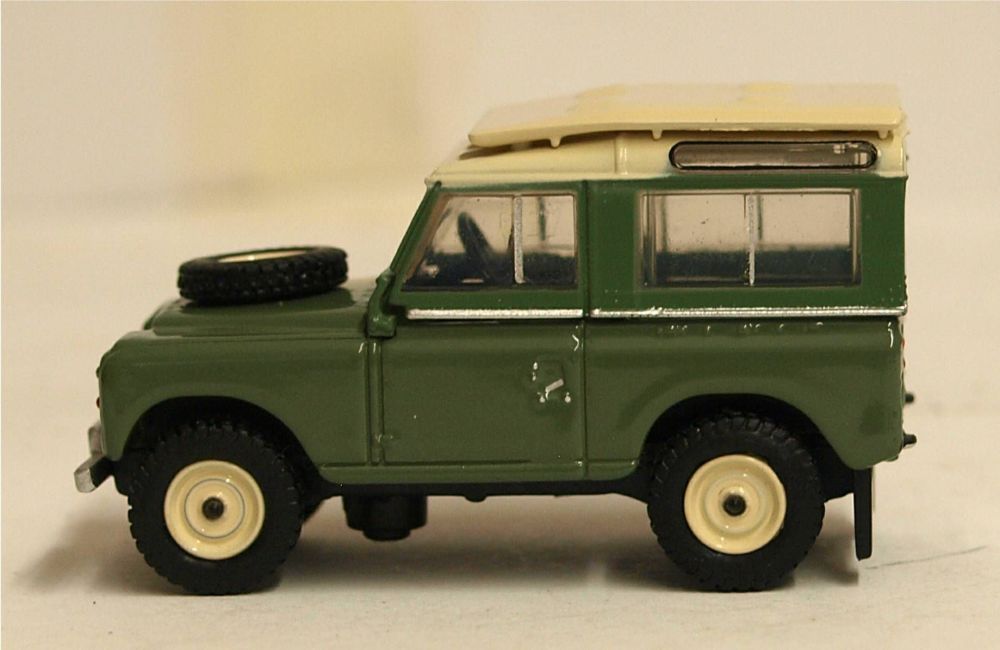    Oxford Diecast 76LR2AS003  Land Rover Series IIA Station Wagon Pastel Gr