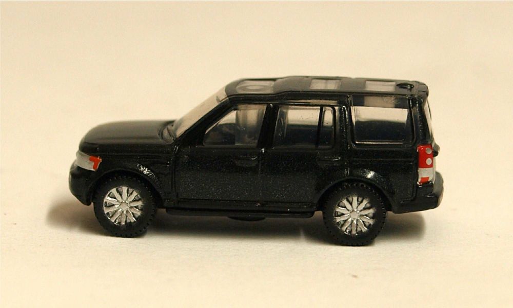          Oxford Diecast NDIS002  Land Rover Discovery 4 Santorini Black
