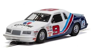Scalextric C4035  Ford Thunderbird - Blue/White/Red