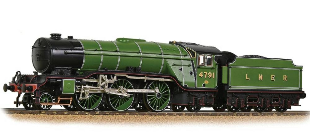           Bachmann 35-200  LNER V2 4791 LNER Lined Green (Original)