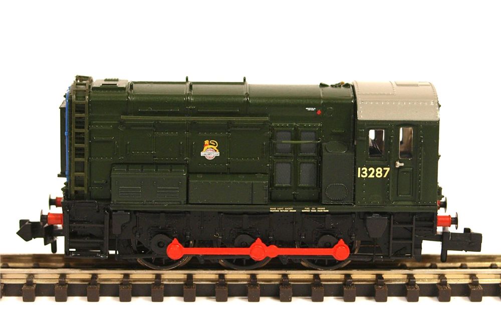         Graham Farish 371-013  Class 08 13287 BR green (early emblem)